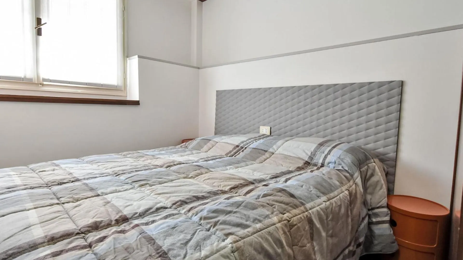 Apartment Madeski Apartment By Interhome Madesimo 0*,  Itália